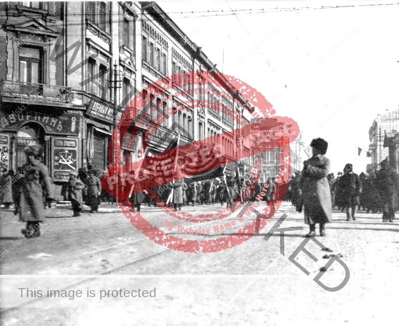 1918 - Bolshevik Parade